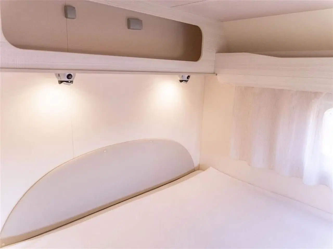 Billede 22 - 2020 - Ahorn ECO 680 Alkove   Velholdt kort Ahorn med alkove