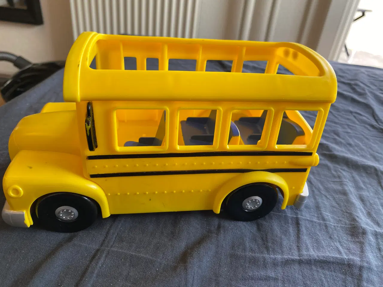 Billede 3 - Cocomelon bus 