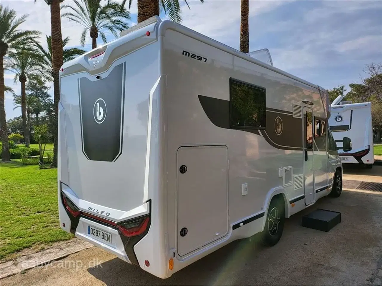 Billede 2 - 2024 - Benimar Mileo 263   NK Pakke. Automatgear. 150W solceller. 200 Ah Lithium Batteri. Markise. Cykelstativ.