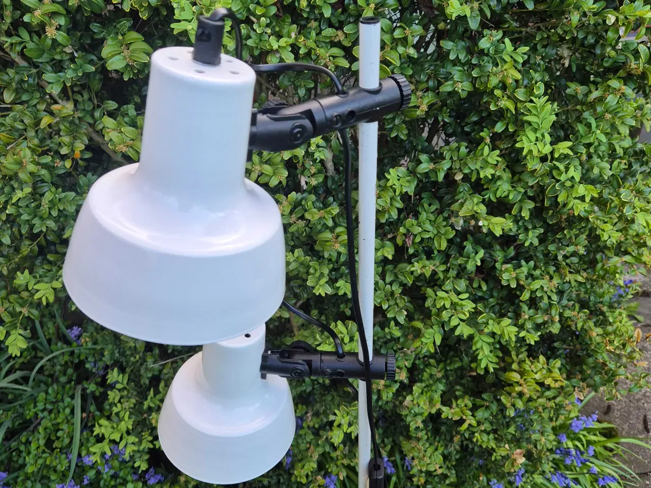 Billede 3 - Hvid klassisk gulvlampe fra E. S. Horn