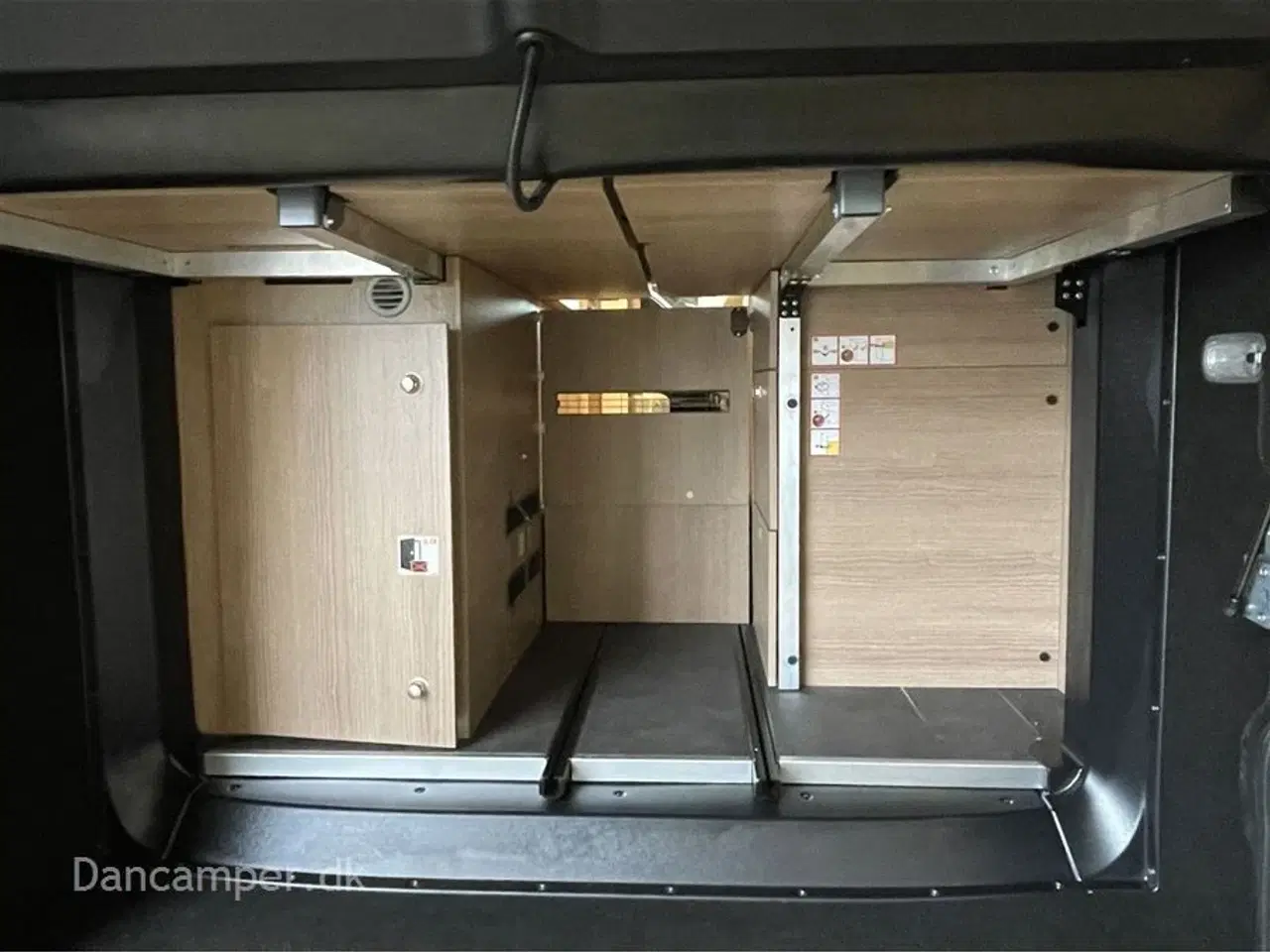 Billede 9 - 2025 - Carthago Van Genius 641 LE MB   GENIAL Carthago Van Genius 641 LE 170 Hk - 9 trin G-Tronic automatgear