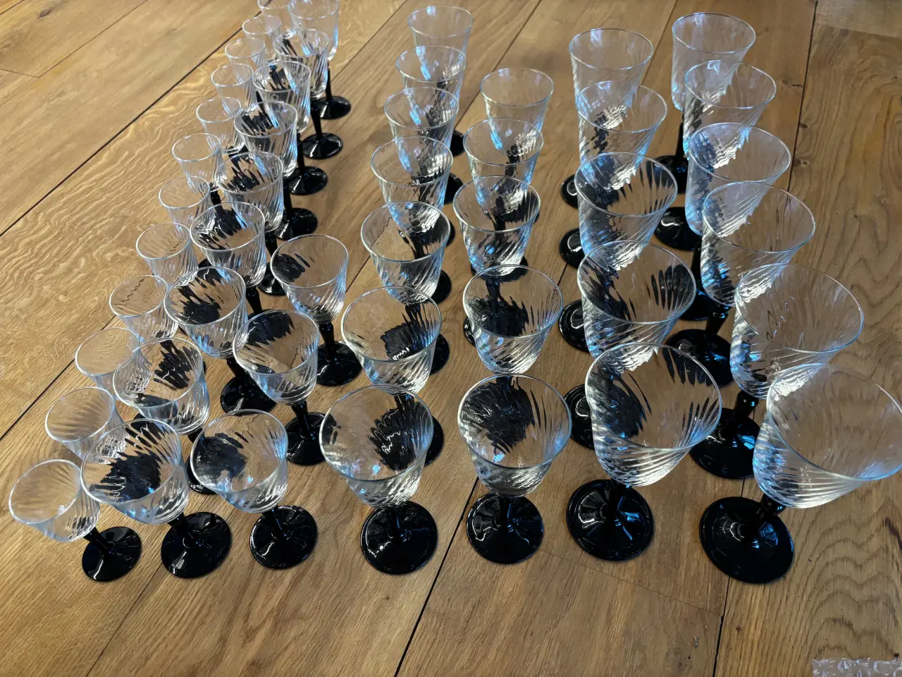 Billede 4 - 47 vinglas (rød, hvid, port og snaps)