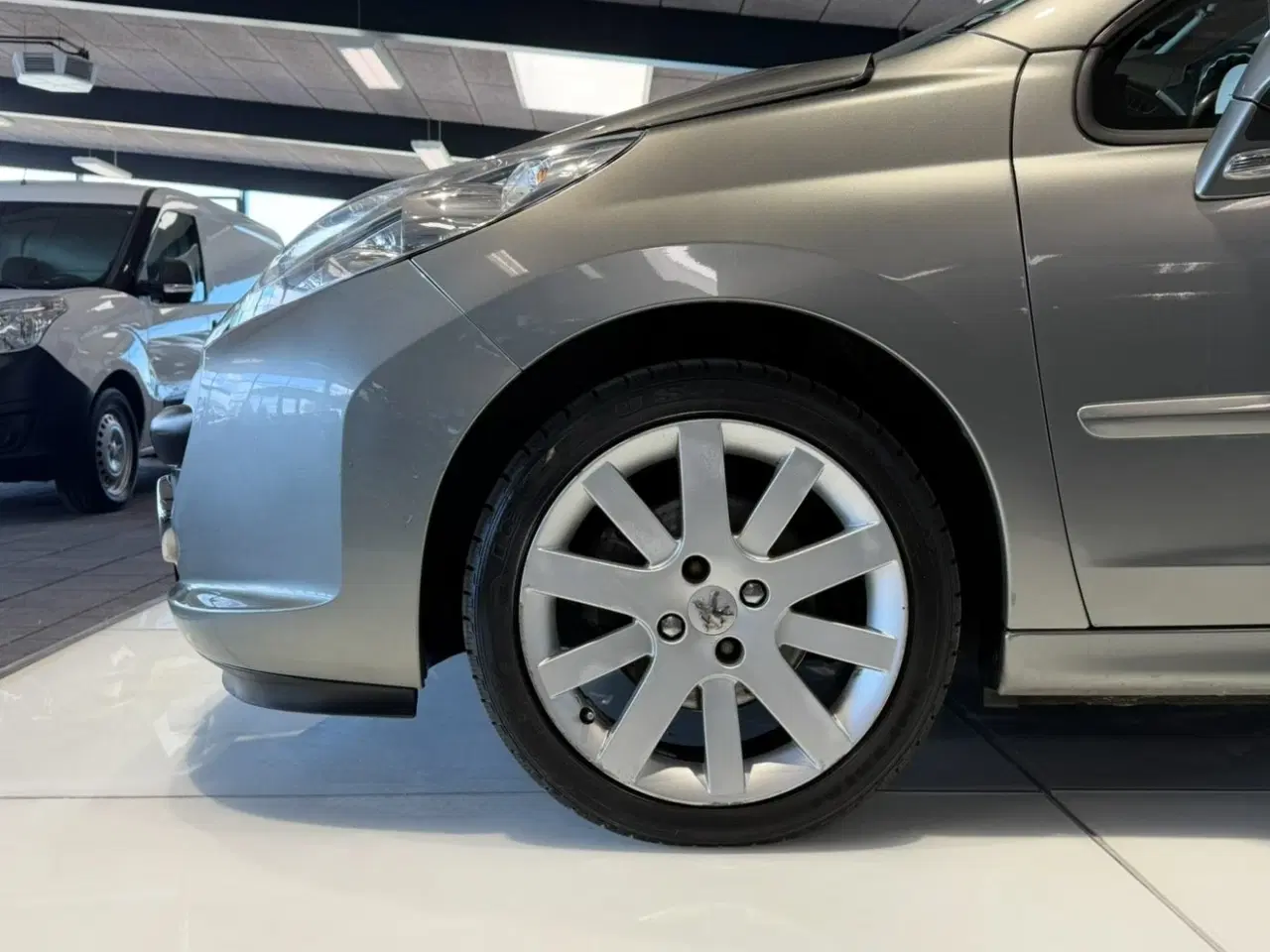 Billede 9 - Peugeot 207 1,6 CC aut.