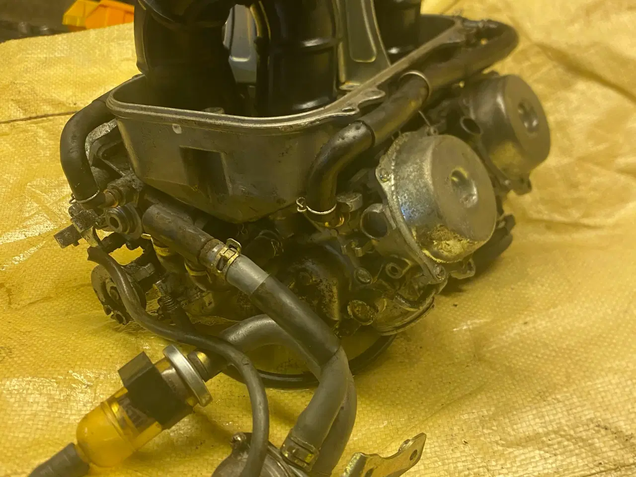 Billede 3 - Honda ST 1100 1990 karburator