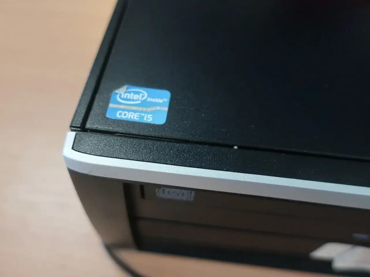 Billede 1 - HP 22" skærm m. tastatur L2208w (PC medfølger ikke)