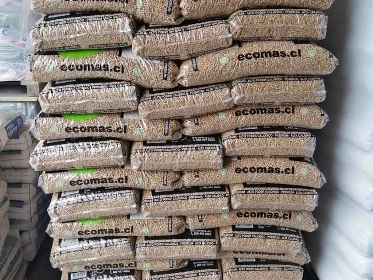 Billede 1 - DINplus A1 Træpiller 6mm/8mm 15kg Sække