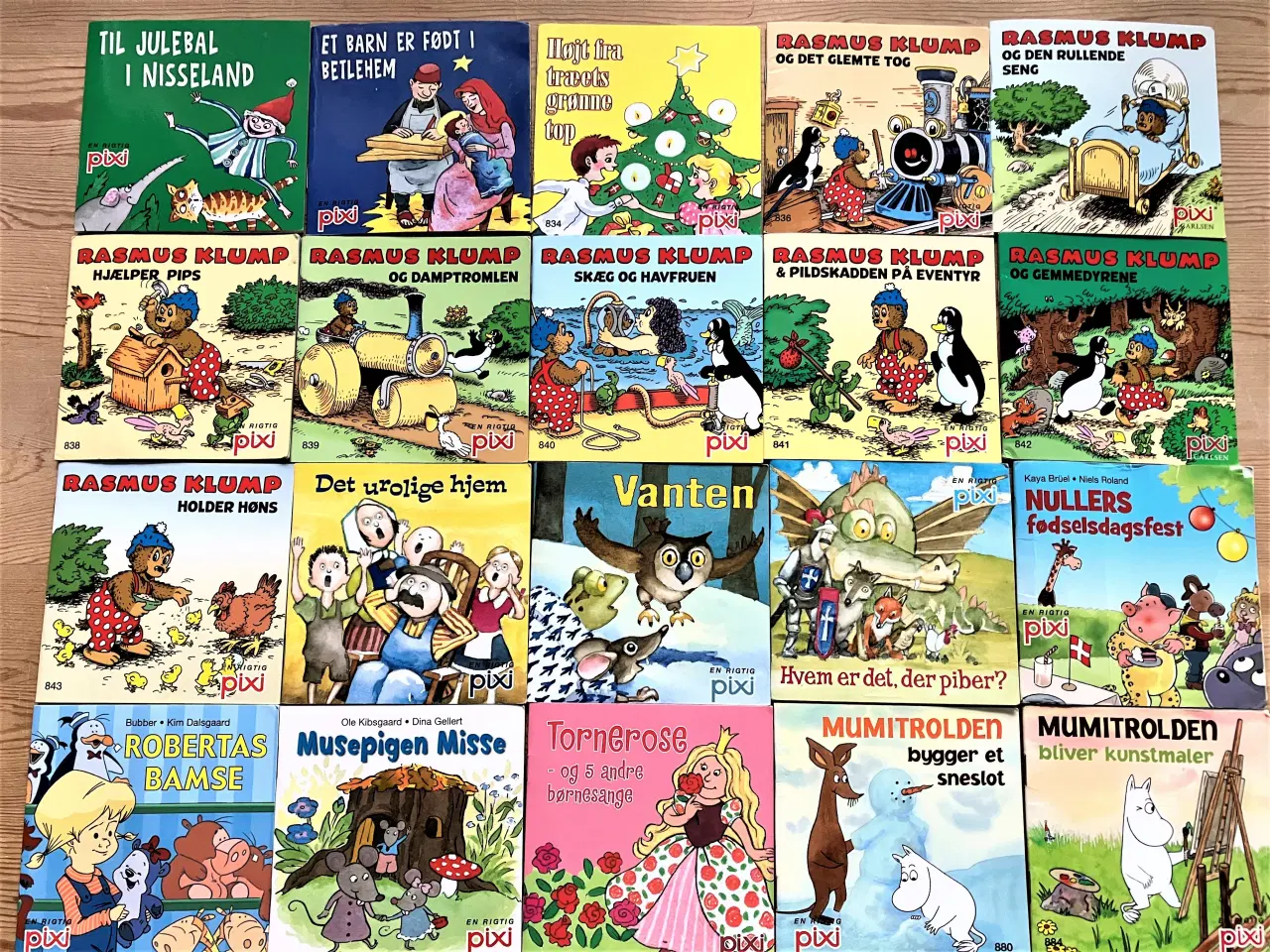Billede 4 - TILBUD: 80 forskellige Pixi bøger, i alt 250 kr.
