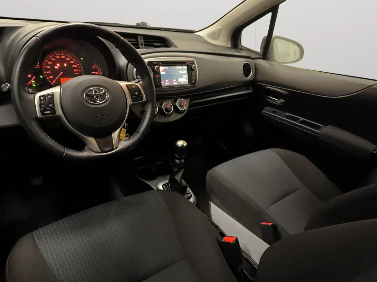 Billede 5 - Toyota Yaris 1,4 D-4D T2 Touch