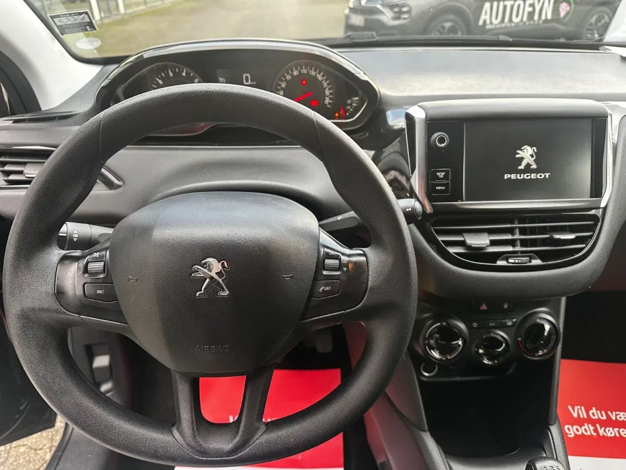 Billede 12 - Peugeot 208 1,2 VTi 82 Active Navigator