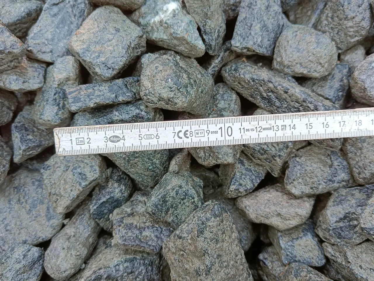 Billede 4 - Grå/sorte skærver