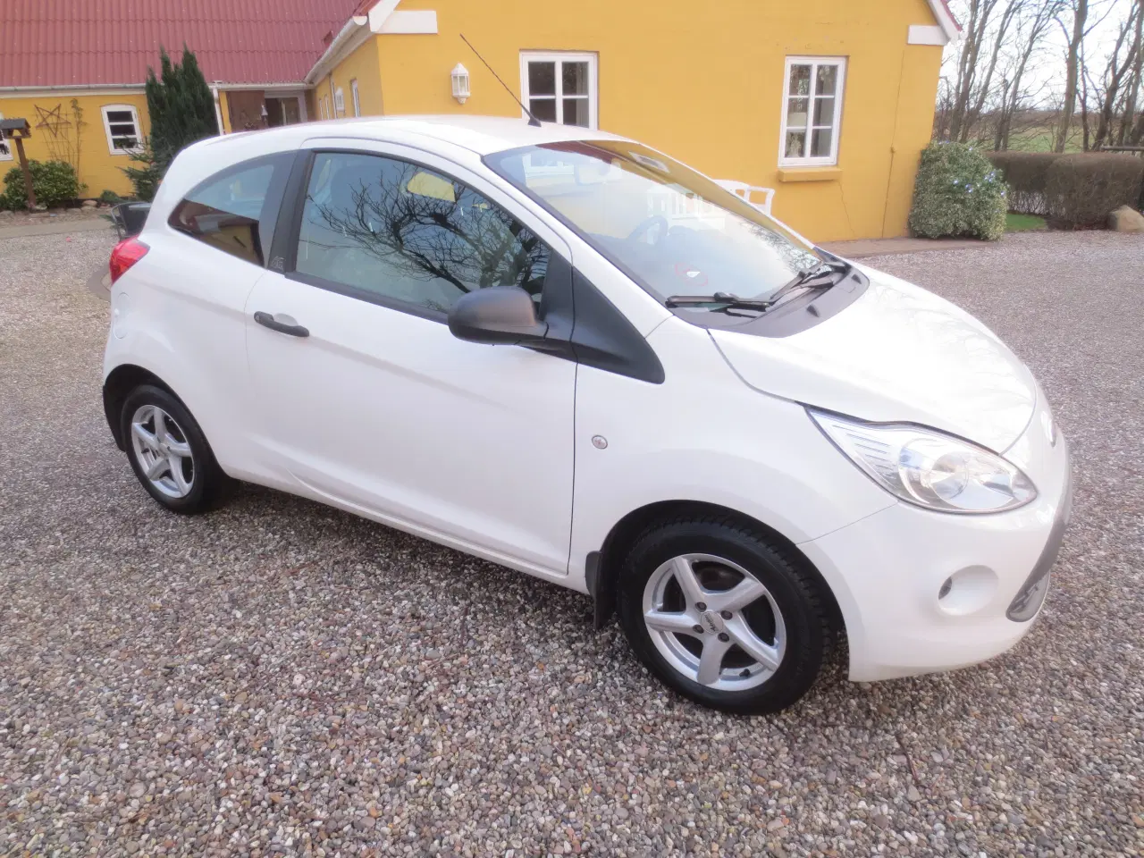 Billede 4 - Ford Ka 1.2 i Årg 2012  Nysynet. 