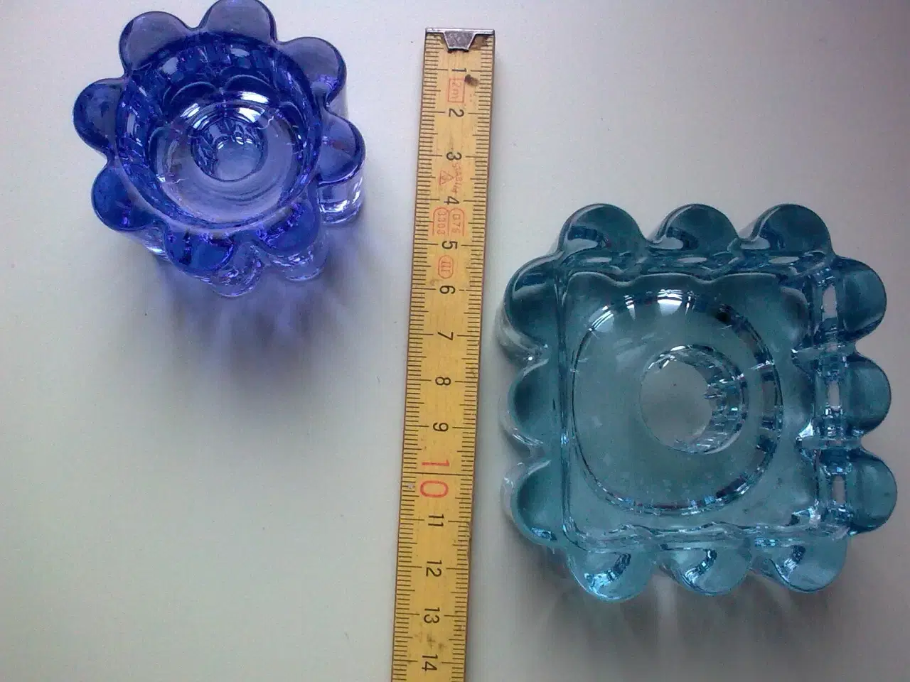 Billede 9 - Brugskunst lyseblå glasvase m luft bobbel