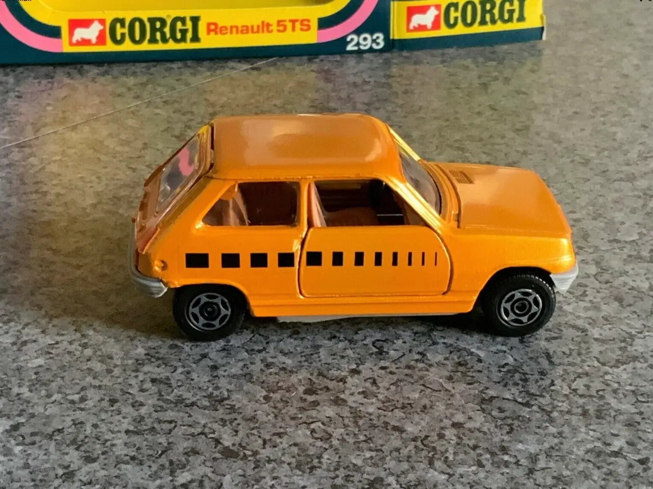 Billede 3 - Corgi Toys No. 293 Renault 5 TS, scale 1:36