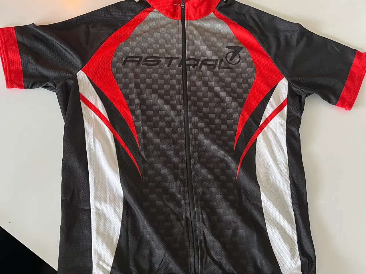 Billede 2 - Cykeltøj og udstyr til cykling