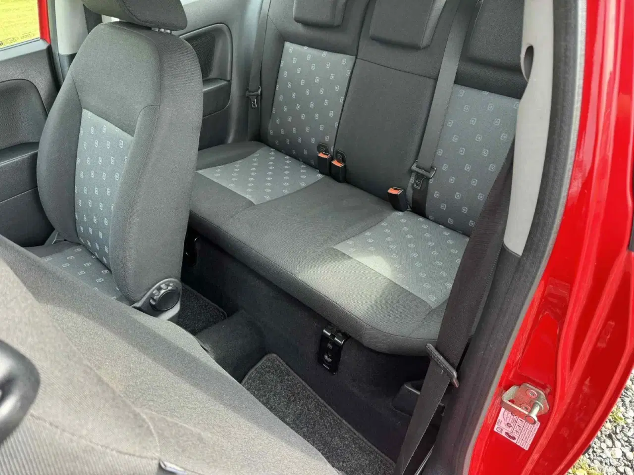Billede 10 - Ford Fiesta 1,3 Ambiente