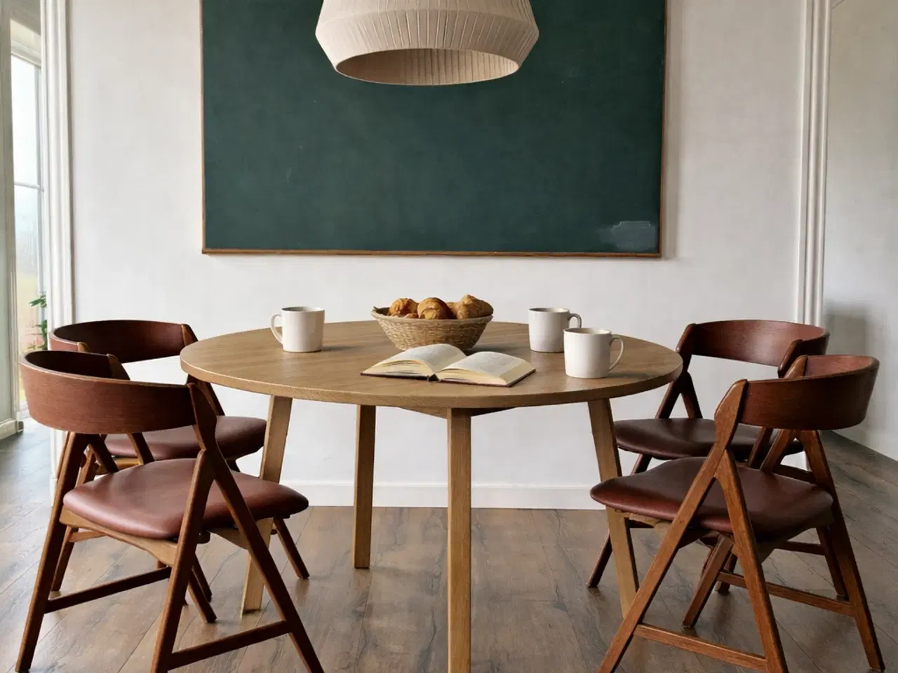 Billede 2 - HAY rundt spisebord i massiv eg - Ø115