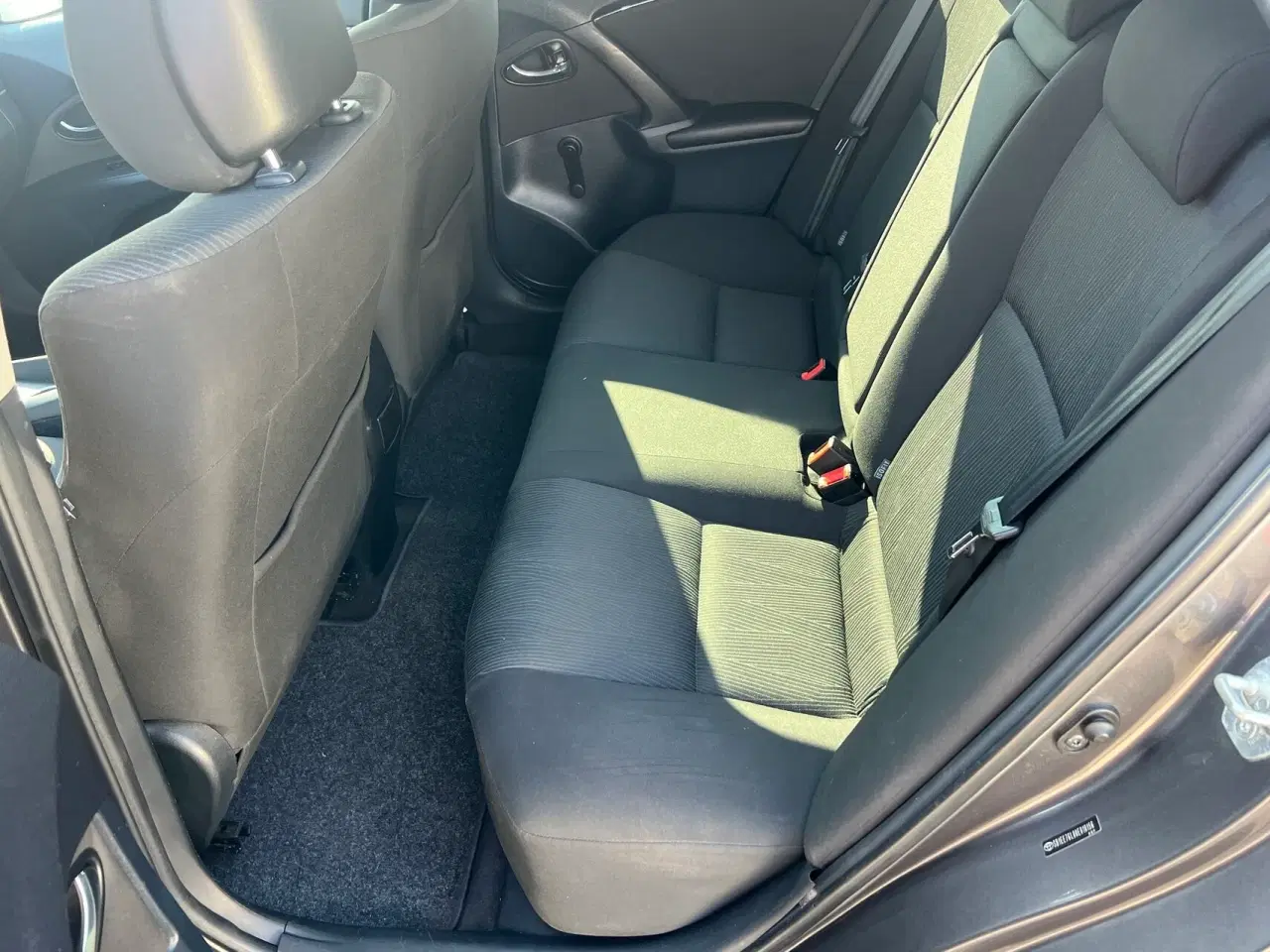 Billede 15 - Toyota Avensis 1,6 VVT-I T1 132HK Stc 6g