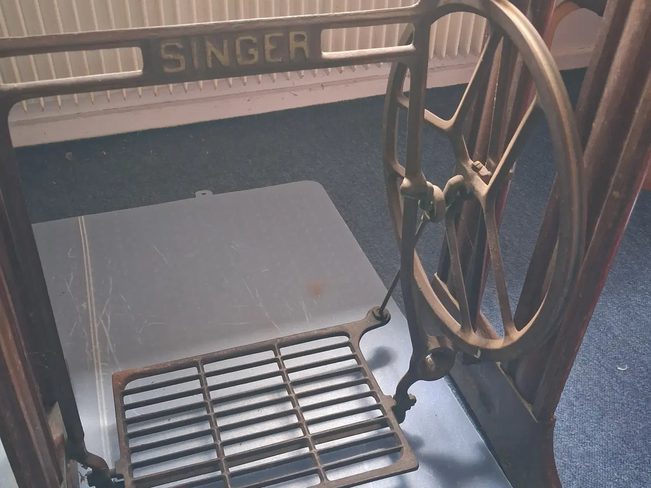 Billede 2 - SYMASKINEBORD SINGER