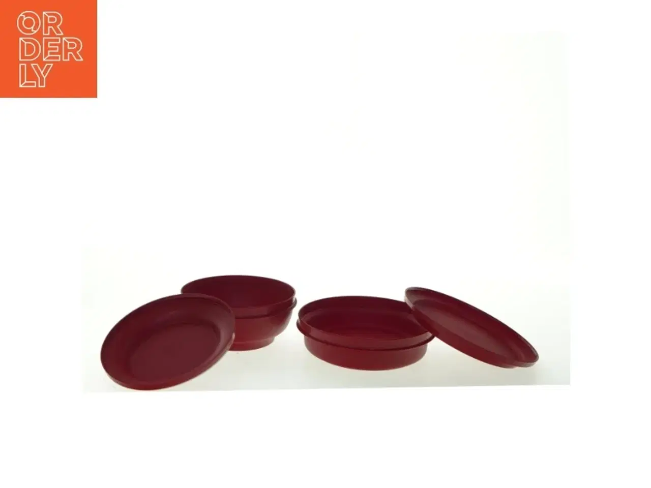 Billede 3 - Plastik opbevaringsskåle med låg fra Tupperware (str. Ø 18 og 16 cm)