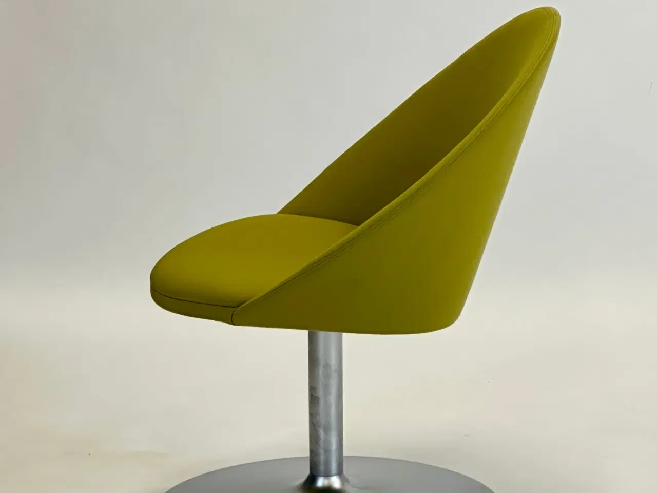 Billede 6 - Fredericia Furniture Icon 2559 Loungestol – Grøn med Grå Stel