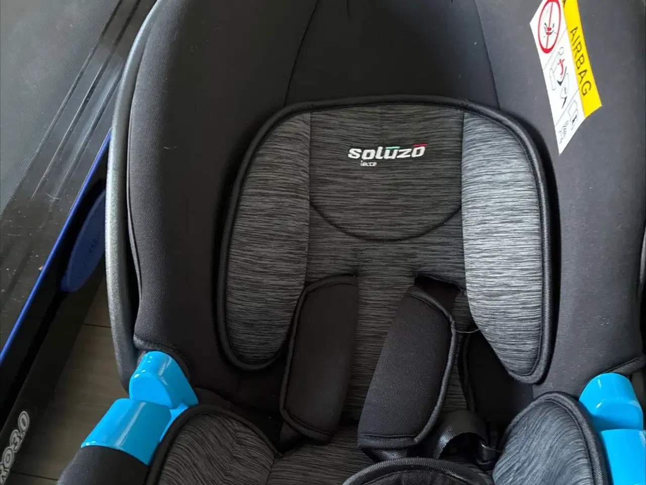 Billede 1 - Børne stol til bil