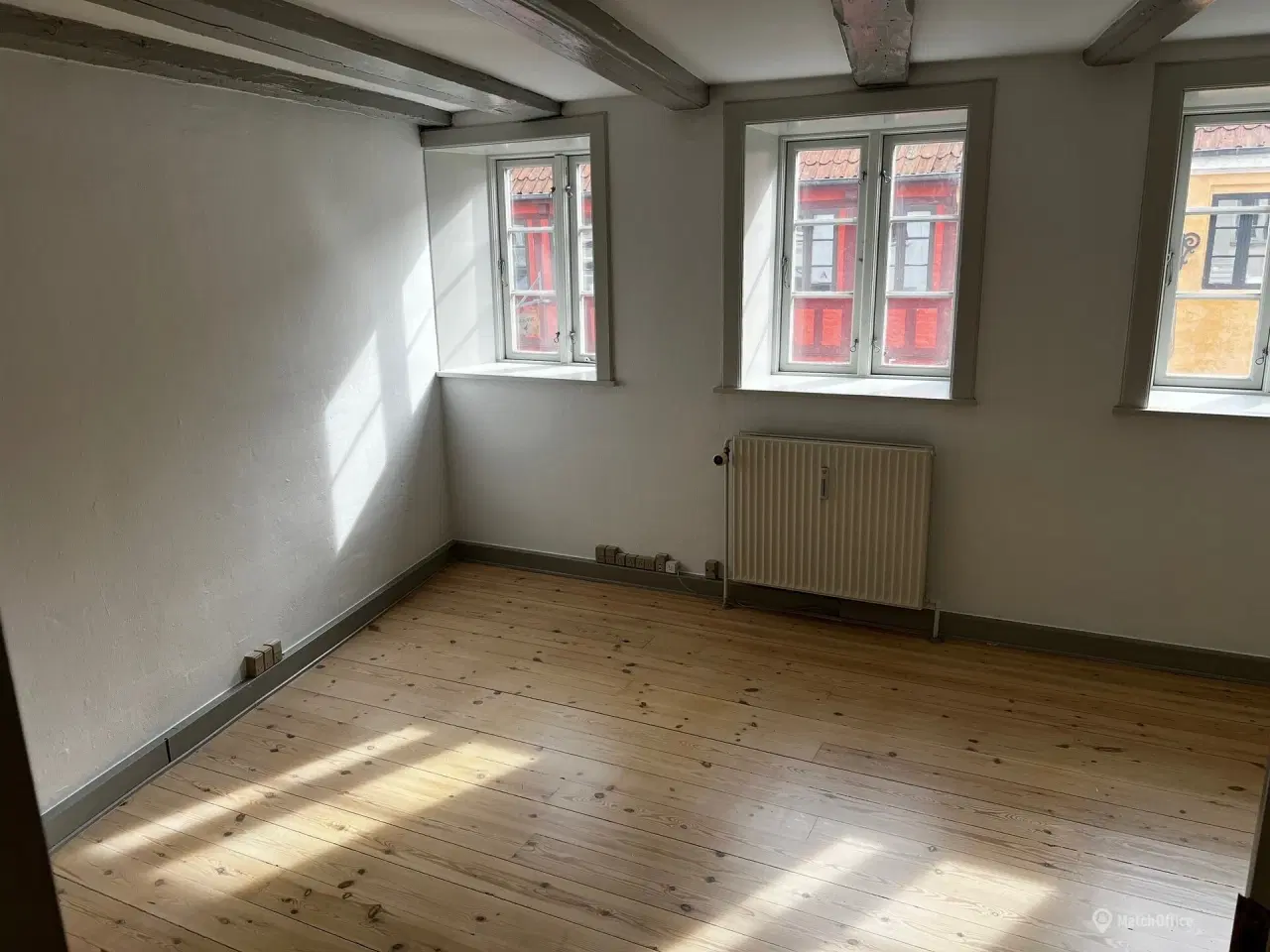 Billede 6 - Hyggeligt lyst kontor/klinik Vestergade 56