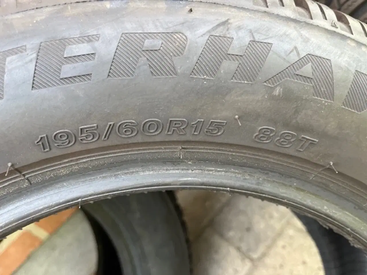 Billede 4 - Vinterdæk 195/60R15 Firestone