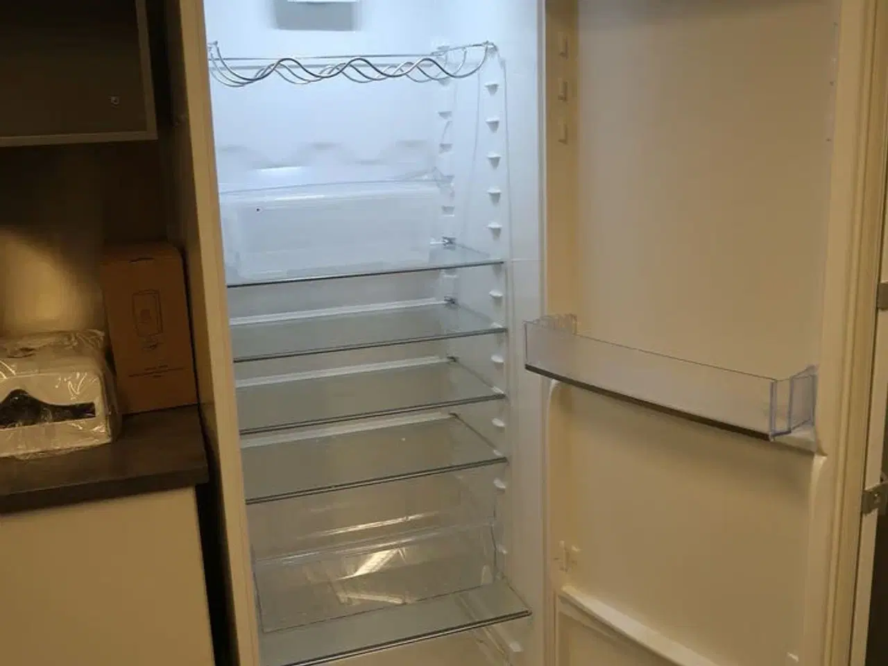 Billede 2 - Køleskab ELECTROLUX RF400