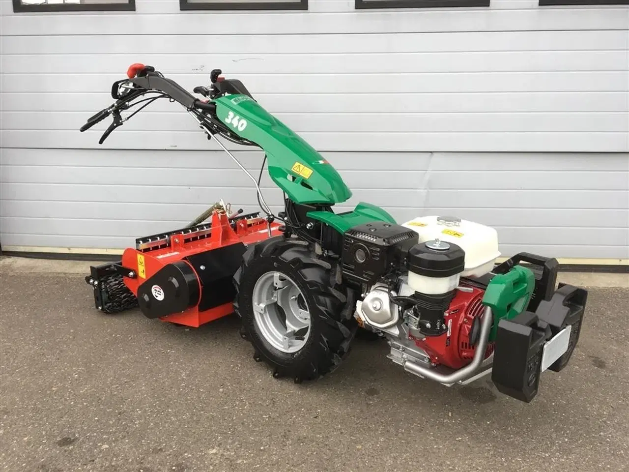 Billede 4 - Ferrari 340 benzin Tilbud med 70cm stennedlægningsfræser