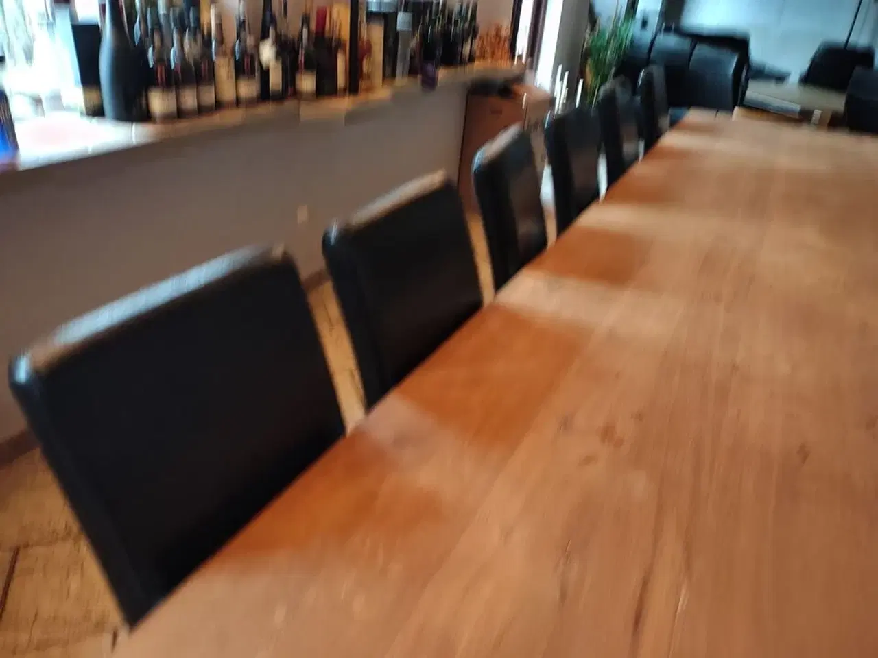 Billede 6 - 12 stole med sort læderbetræk