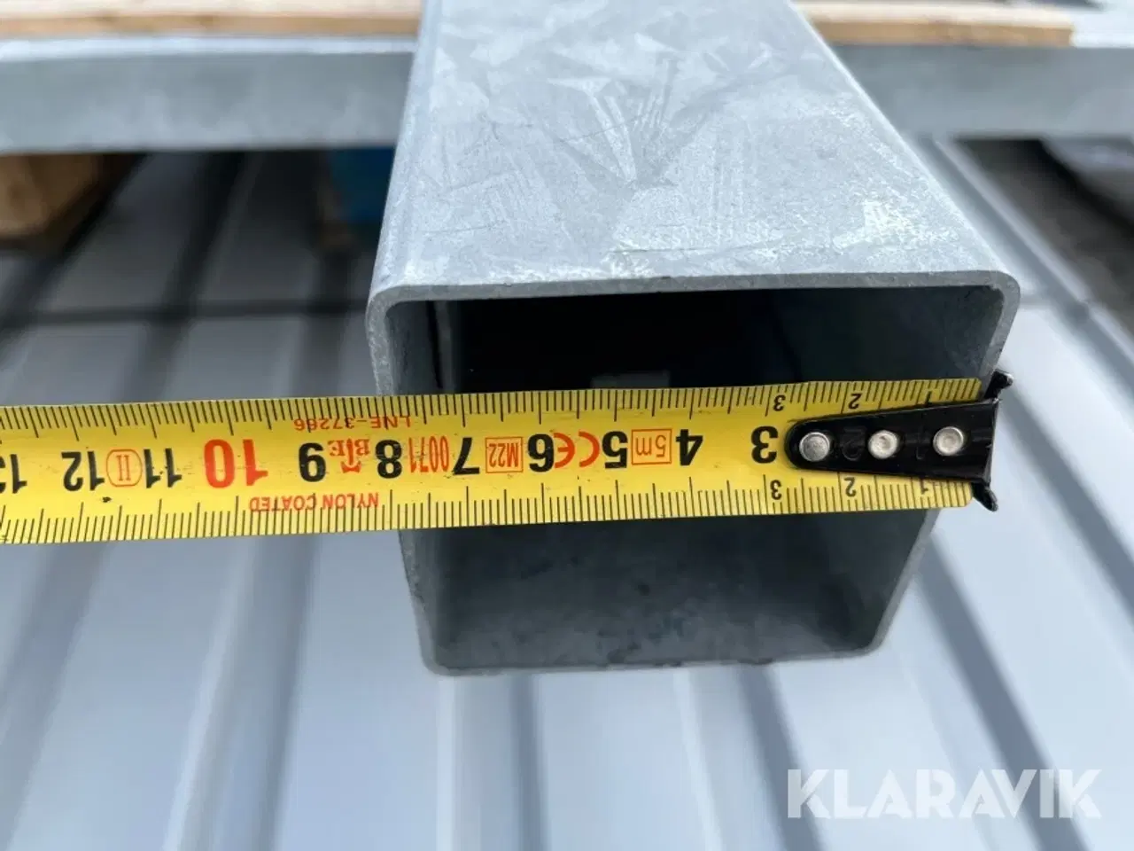 Billede 3 - Galvaniseret hegnsprofiler låge og 5 stolper