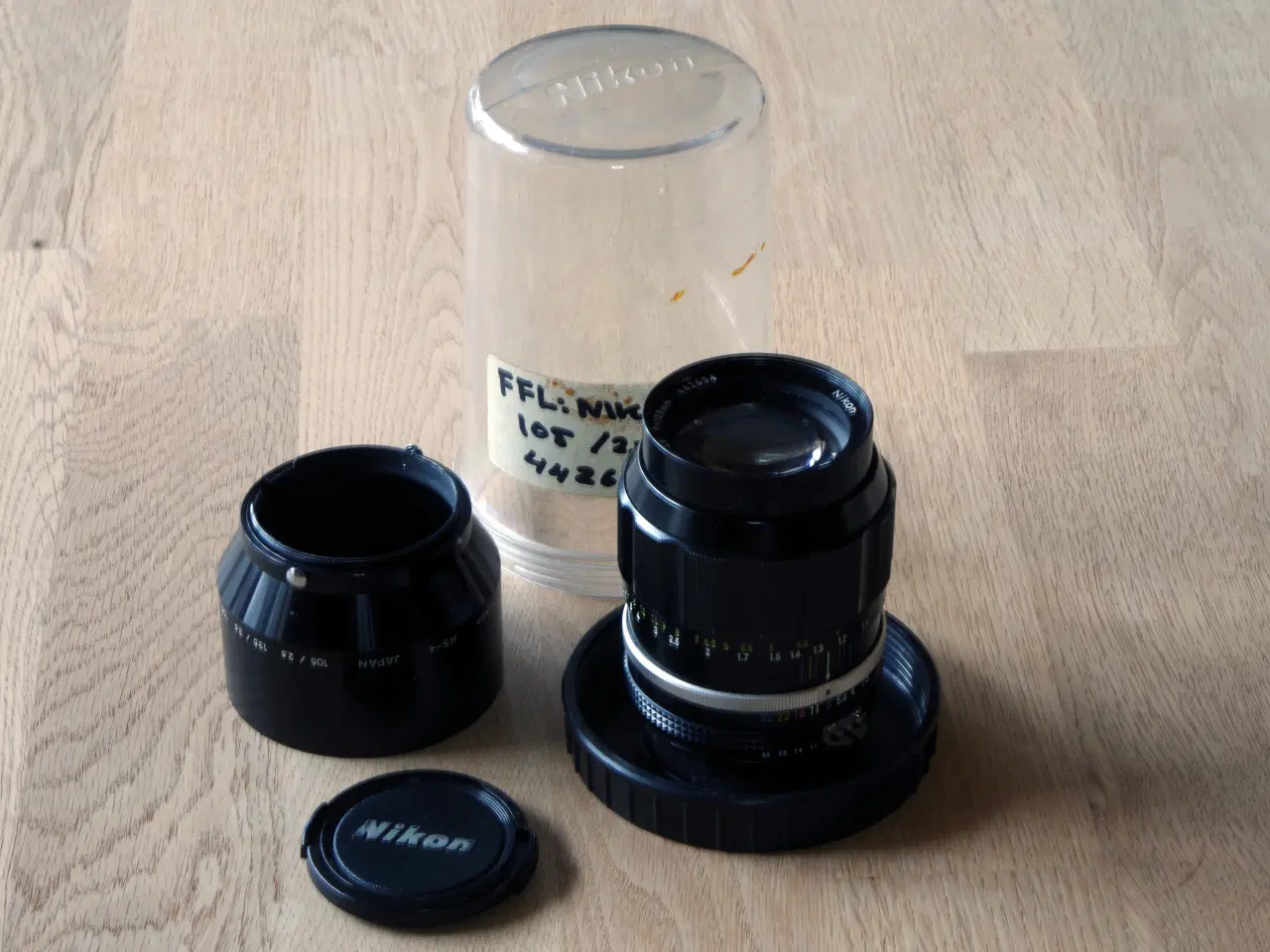 Billede 3 - Nikon objektiver og vertikal søger m.m.