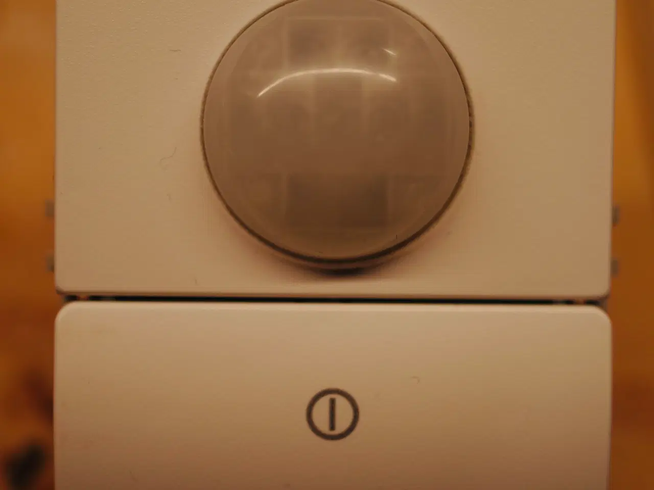 Billede 2 - LK Fuga PIR sensor med afbryder