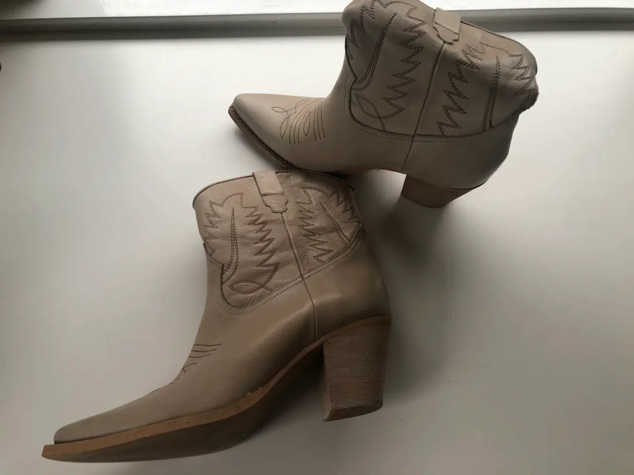 Billede 4 - Cowboy støvler ægte læder, som ny