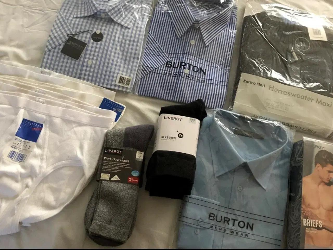 Billede 1 - Burton Skjorter, pullover, strømper, undertøj