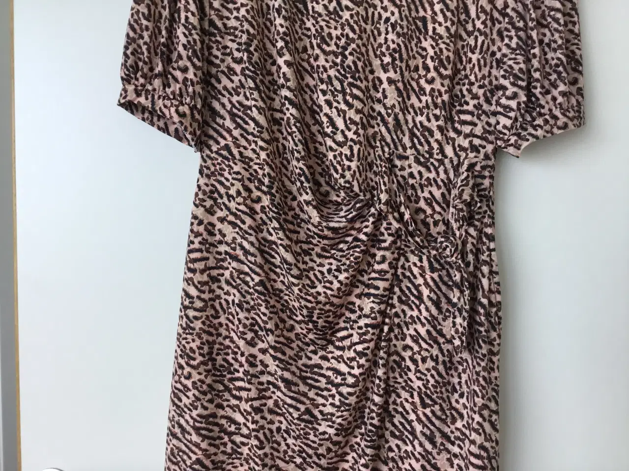 Billede 2 - Flot kjole fra In Front