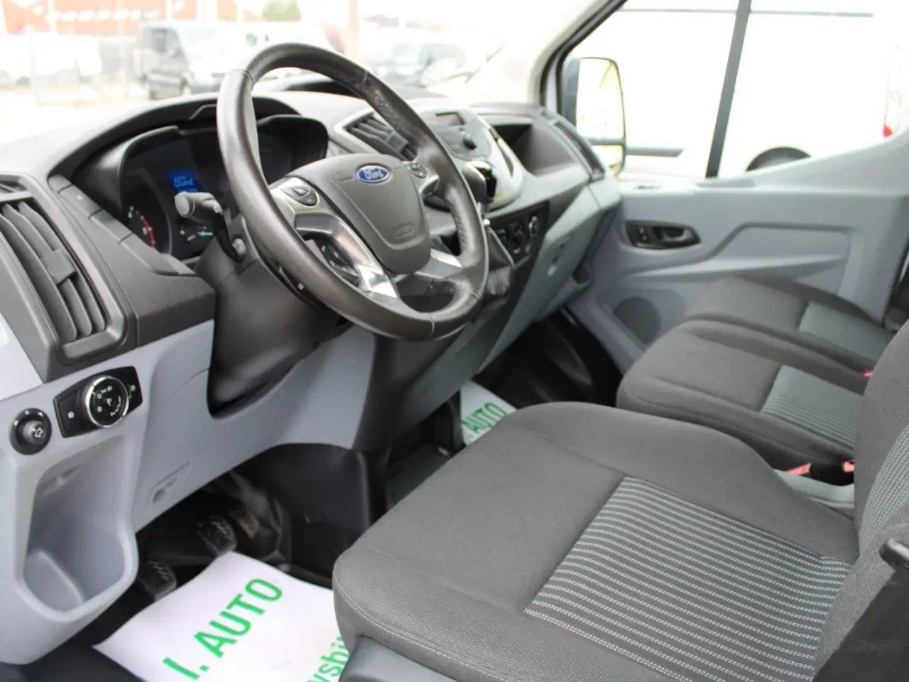 Billede 3 - Ford Transit 350 L3 Chassis 2,0 TDCi 130 Mandskabsvogn Trend FWD