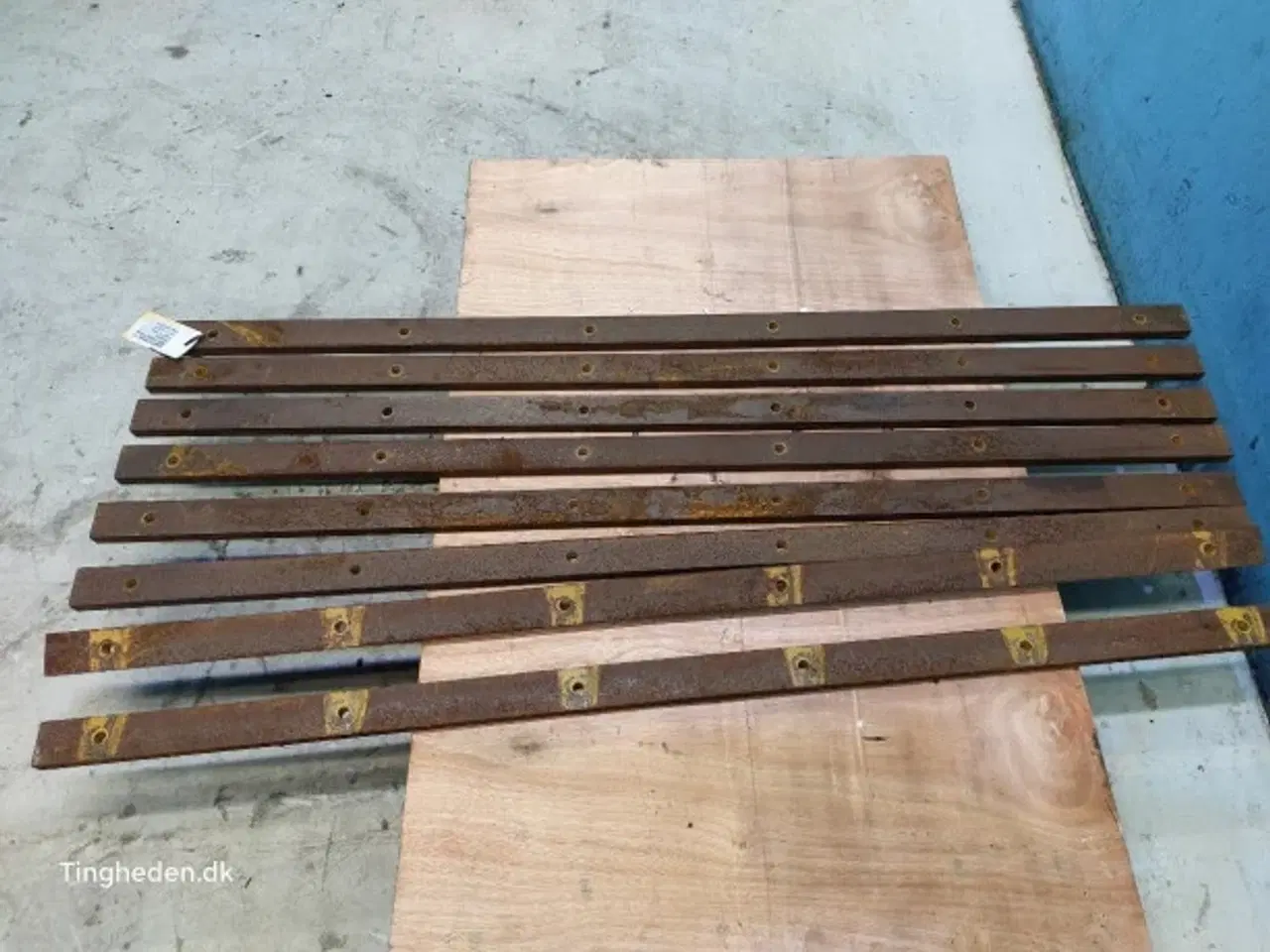 Billede 3 - New Holland TX68 Plade 8 Stk 84018250