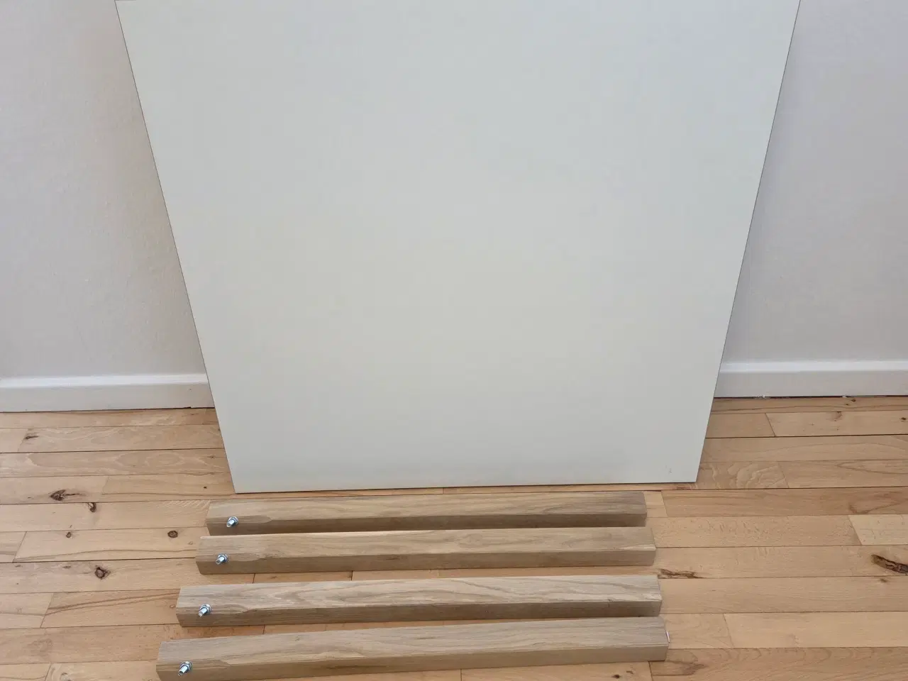 Billede 7 - SPISEBORD MED HOLLANDSK UDTRÆK