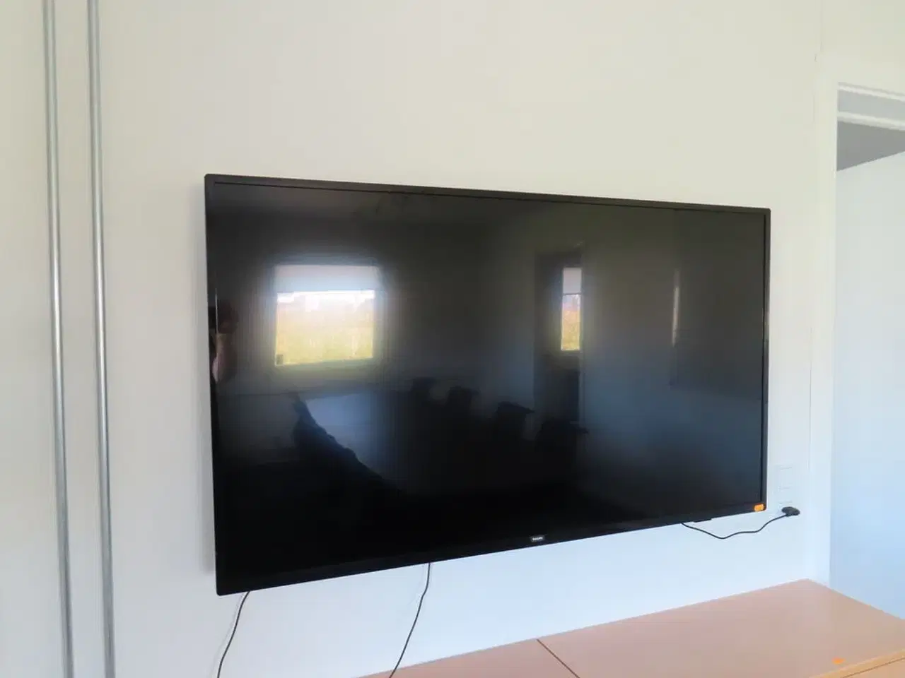 Billede 2 - 49" LED-TV Philips med fjernbetjening