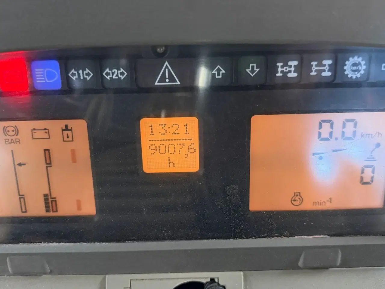 Billede 16 - Fendt 718 Vario TMS med læsser og tvillingehjul hele vejen rundt