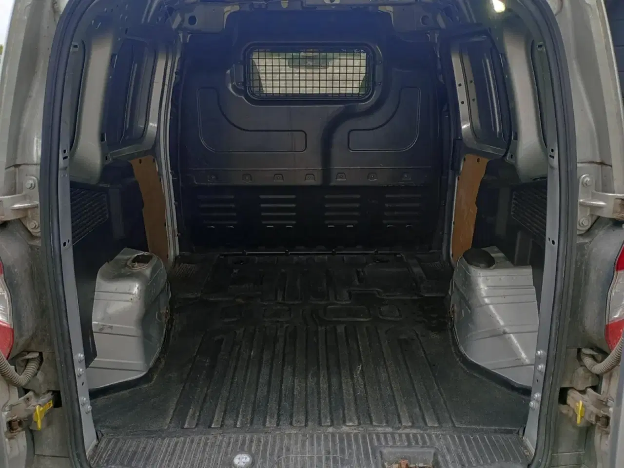 Billede 10 - Ford Transit Courier 1,6 TDCi 95 Ambiente Van