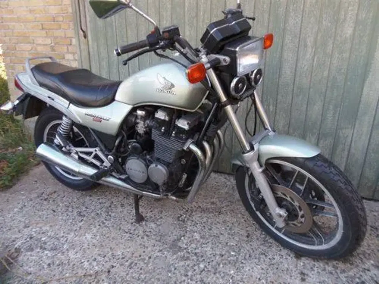 Billede 1 - Honda CBX 650 E Nighthawk - 9982 Ålbæk