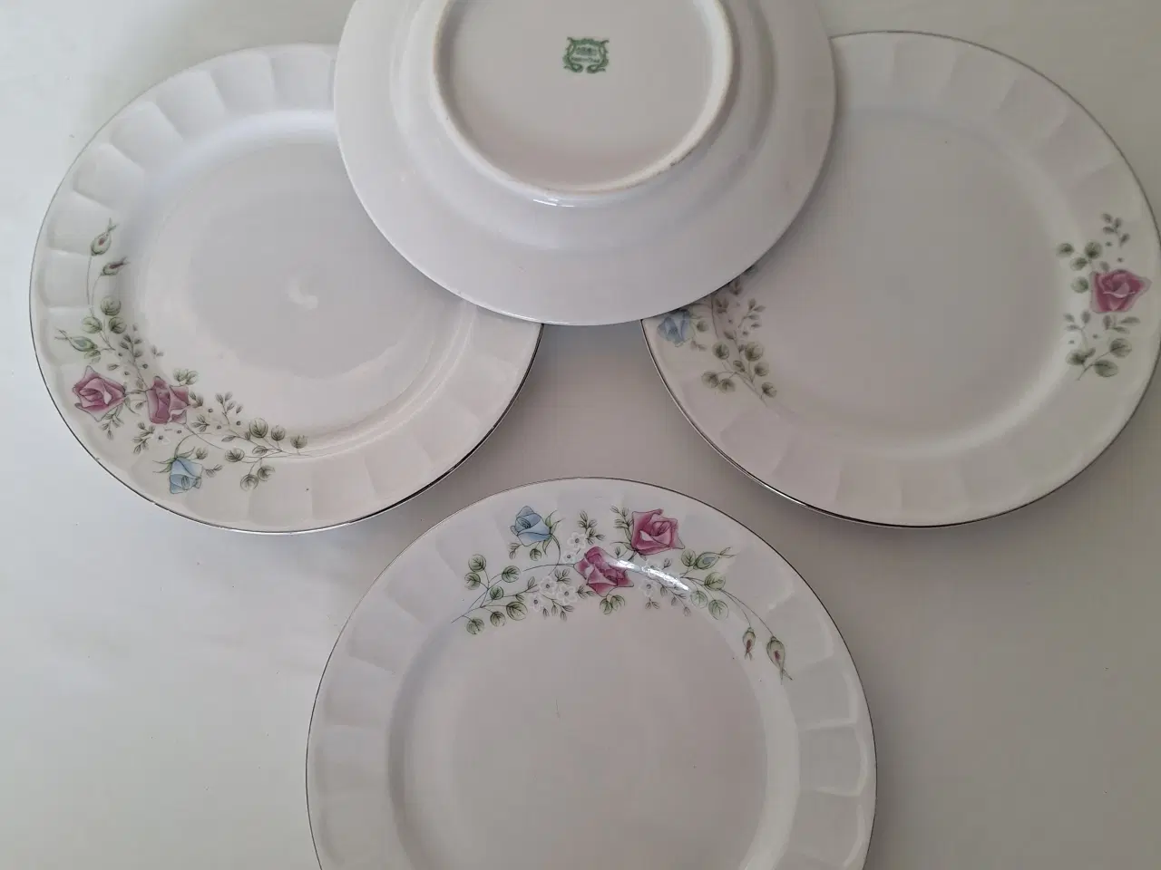 Billede 3 - Tallerkener		