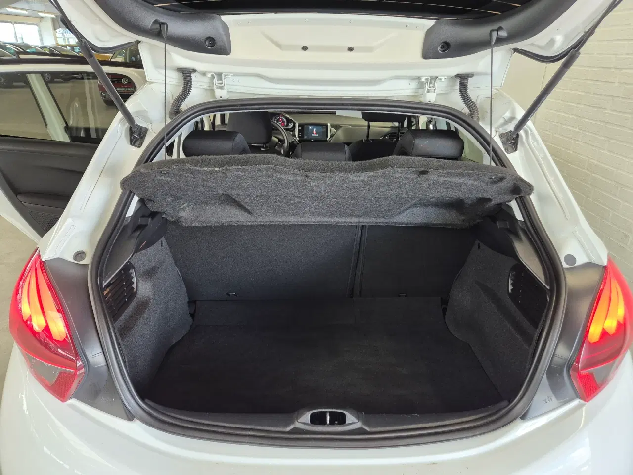 Billede 17 - Peugeot 208 1,6 BlueHDi Envy 100HK 5d