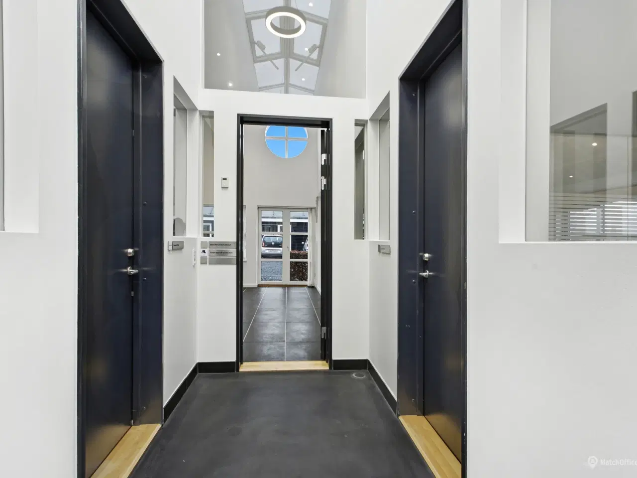 Billede 11 - Nyistandsatte kontorer fra 15-200 m2 på A.P.Møllers Allé - Gratis parkering samt adgang til ekslusivt mødelokale👍🏼