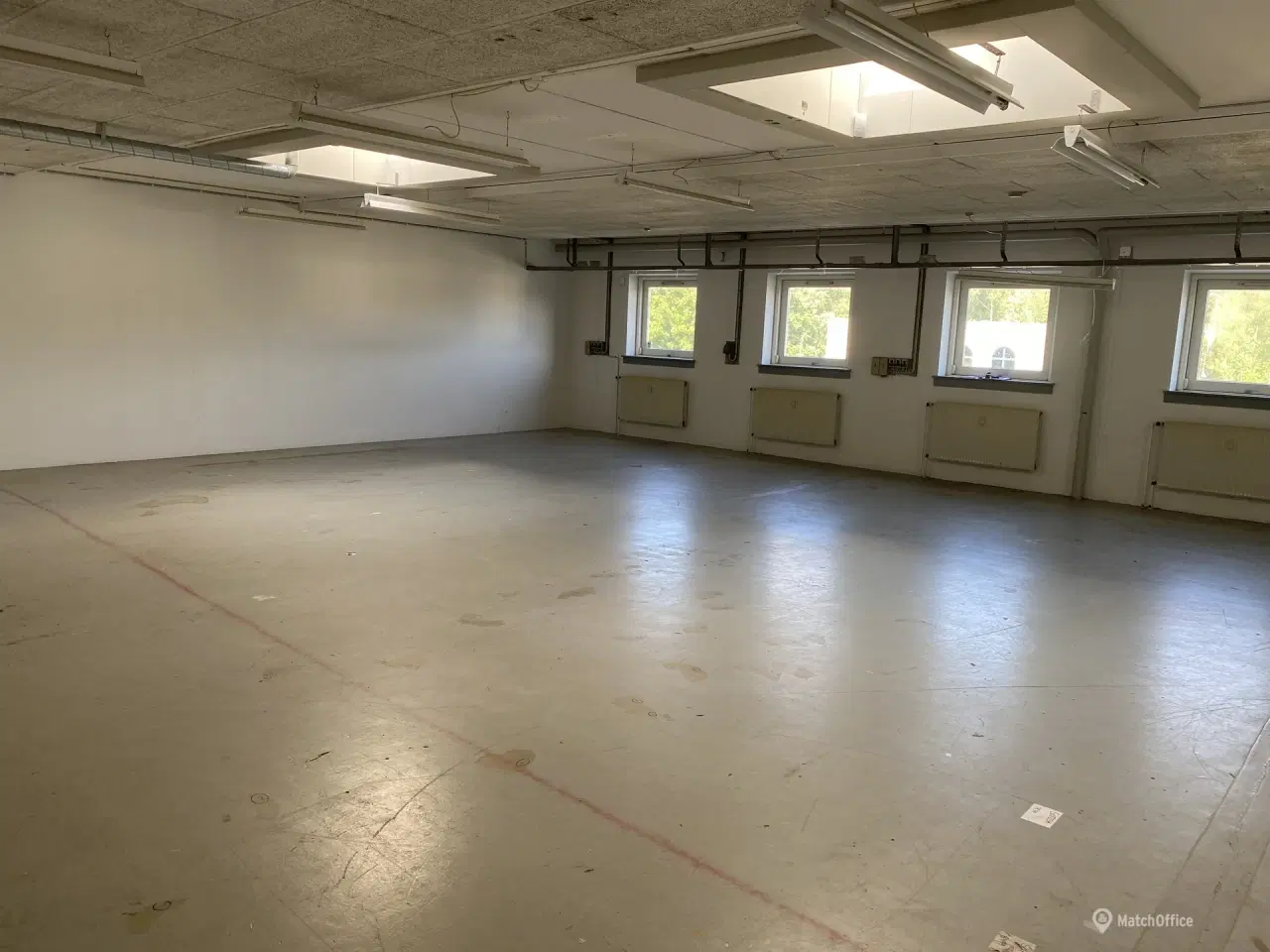 Billede 4 - Fjernlager med adgang via rampe