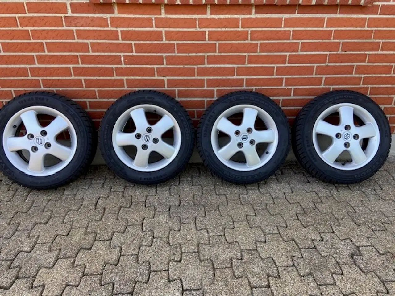 Billede 2 - alufælge med nye dæk Suzuki Wagon r plus