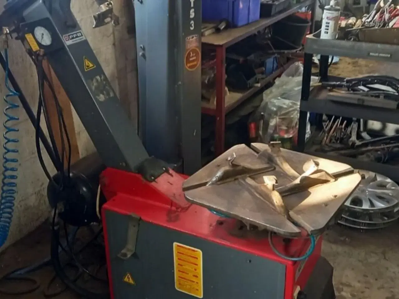 Billede 3 - FFB-UTM- LFTS 3 Dækmaskine