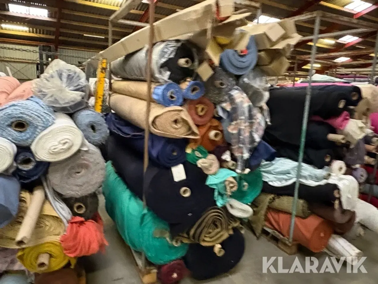 Billede 7 - Stof metervarer 125.000 meter - 2400 ruller
